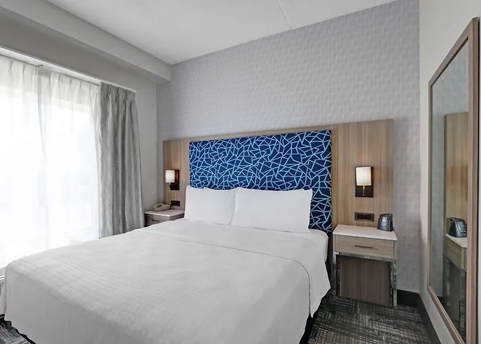 One-Bedroom King Suite