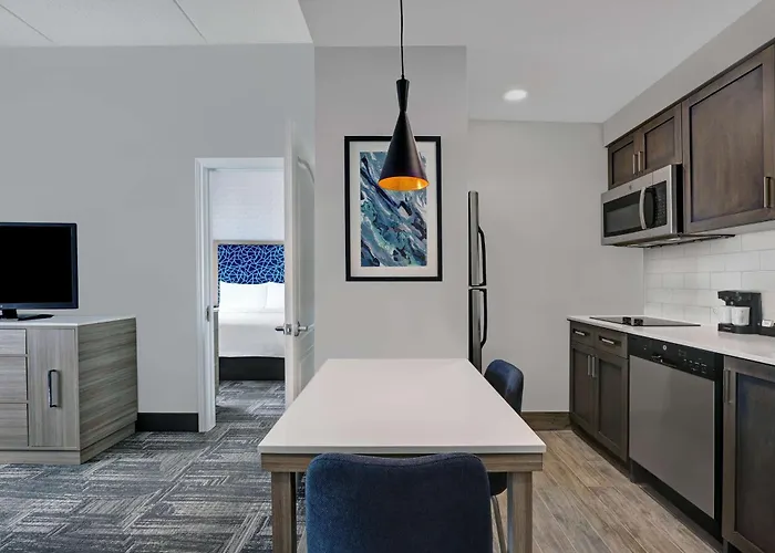 One-Bedroom King Suite